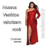 Vestido vermelho plus size